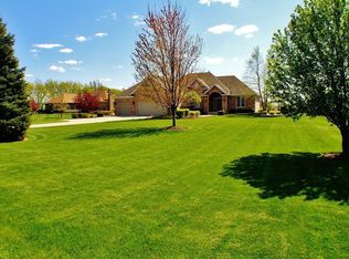 3319 Cornflower Way, Spring Grove, IL 60081