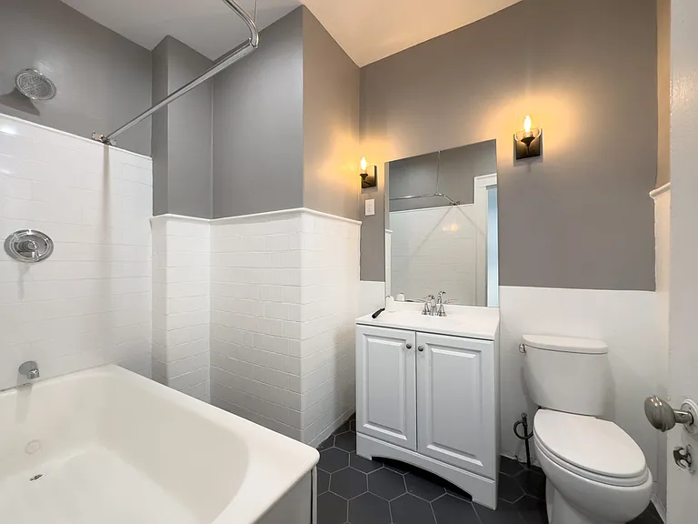 441 W Melrose St #B3 — Photo 15