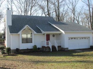 1800 Apache Dr, Albertville, AL 35950