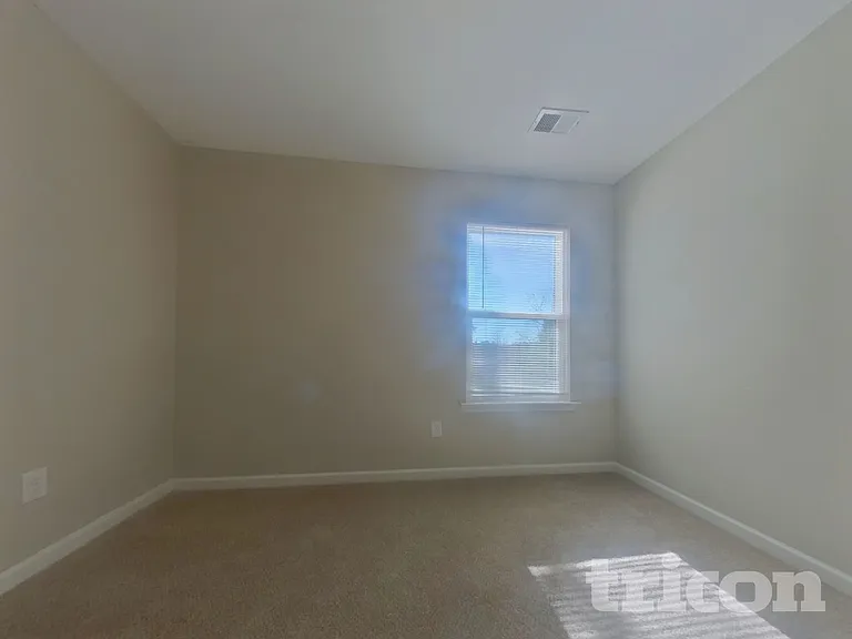 228 Fieldcrest Dr — Photo 9