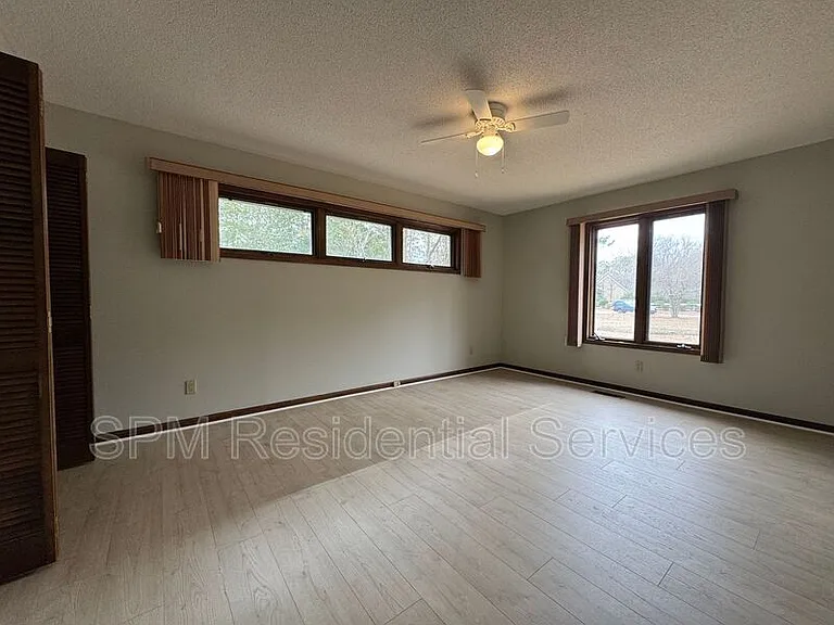 513 Edgewater Club Rd — Photo 20