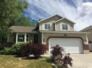 852 W 1470 N, Clinton, UT 84015