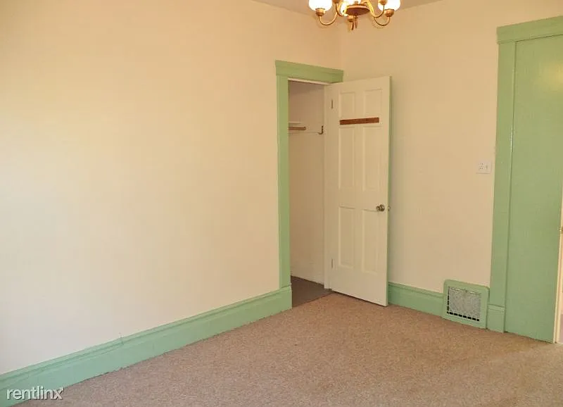 #2 - Bedroom #2 (view 2 of 2)