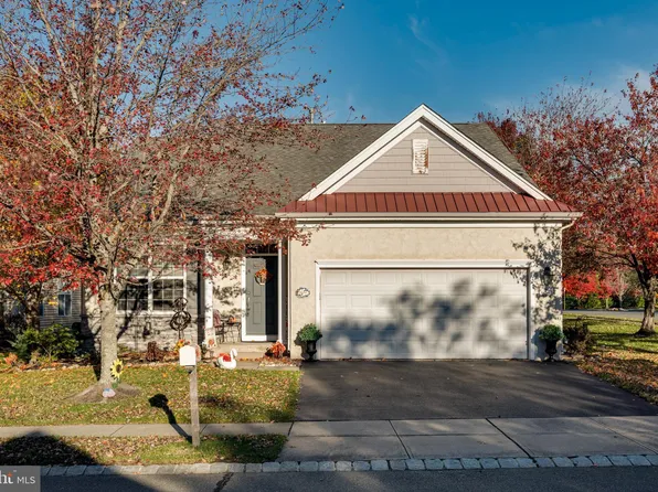 2 Mayport Ln, Barnegat, NJ 08005