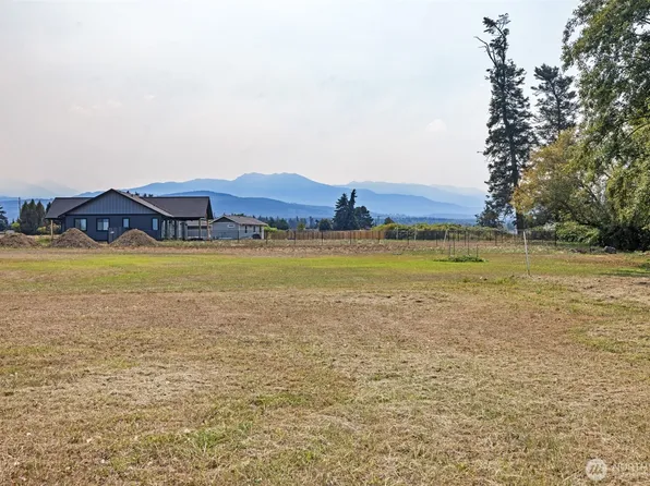 221 Van Dyken Drive, Sequim, WA 98382