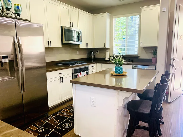 1160 Flurry Dr — Photo 32