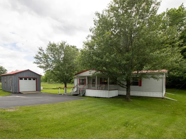 905 County Route 25, Canton, NY 13617