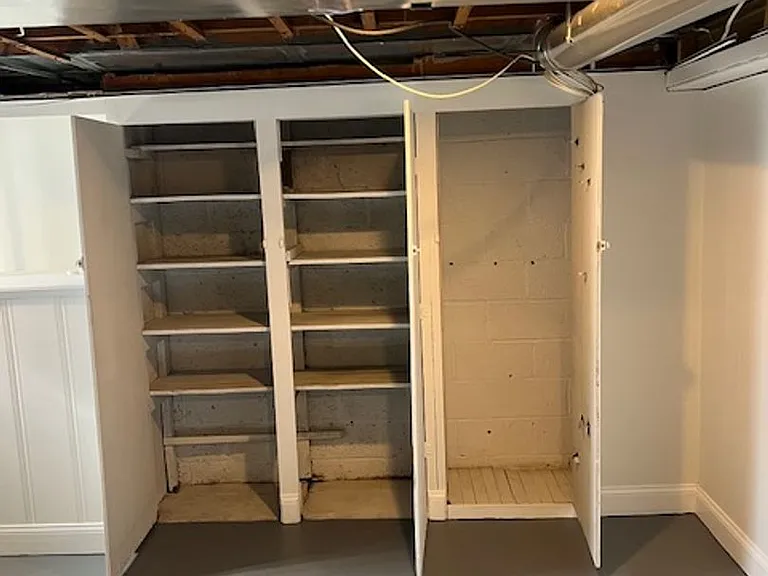 5905 The Alameda — Photo 14
