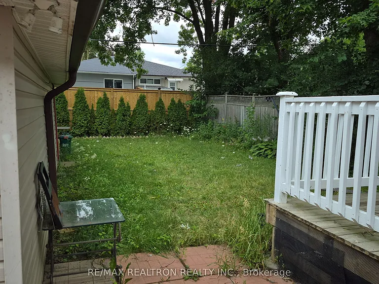 248 Blue Grass Blvd #MAIN FLR — Photo 11