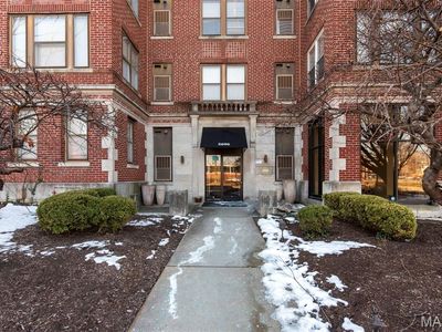 5696 Kingsbury Ave APT 107, Saint Louis, MO, 63112