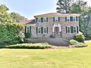 5334 Fox Hill Dr, Peachtree Corners, GA 30092