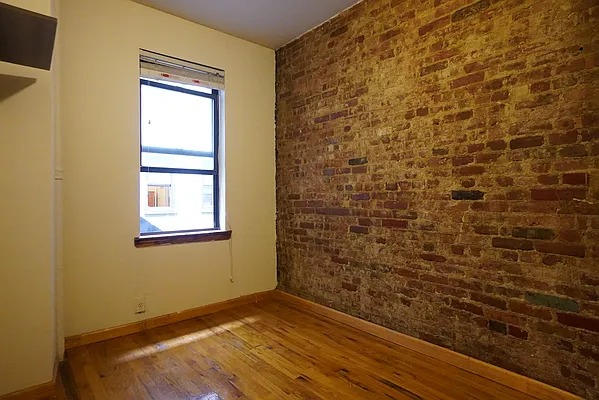 Rented by Crosstown Apartments NYC | media 44