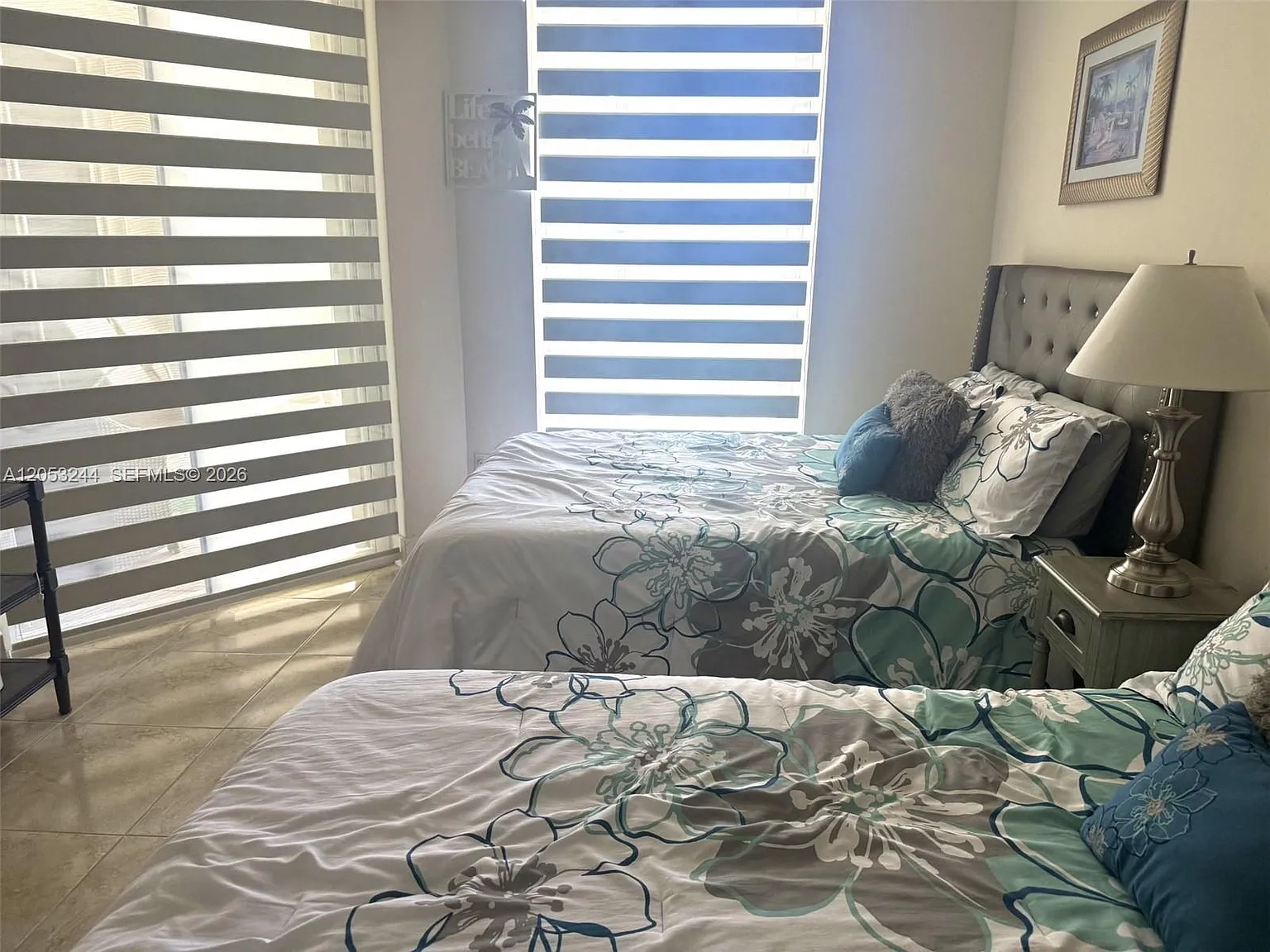 Mirage Condo — Photo 3