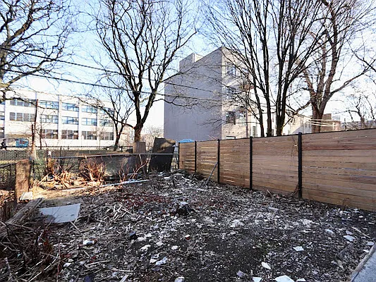 Rented by Hagstrom Management Inc | media 21