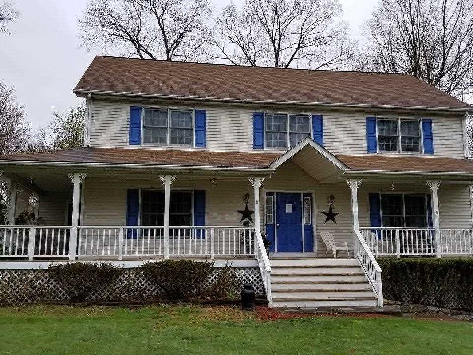 1st image of 136 Cranberry Dr