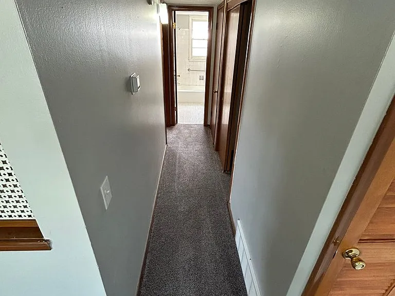 4311 Charles St — Photo 7