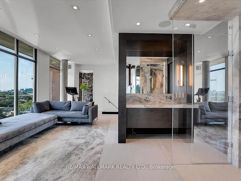 301 Markham St #Penthouse 805 — Photo 16