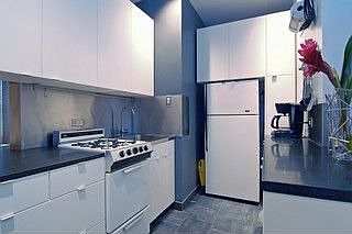 5th image of 1238 W Carmen Ave APT 1S