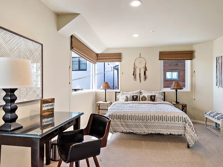 225 Homer St — Photo 20