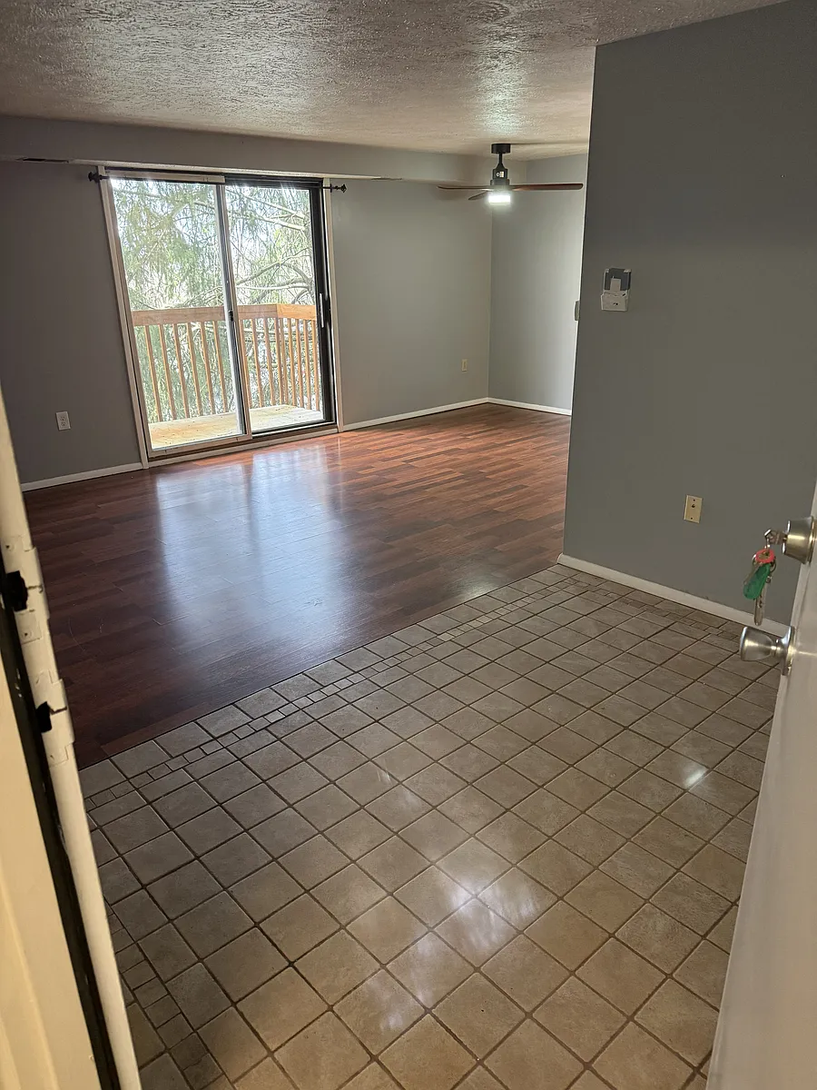 Building Photo - 27512 Evergreen Run