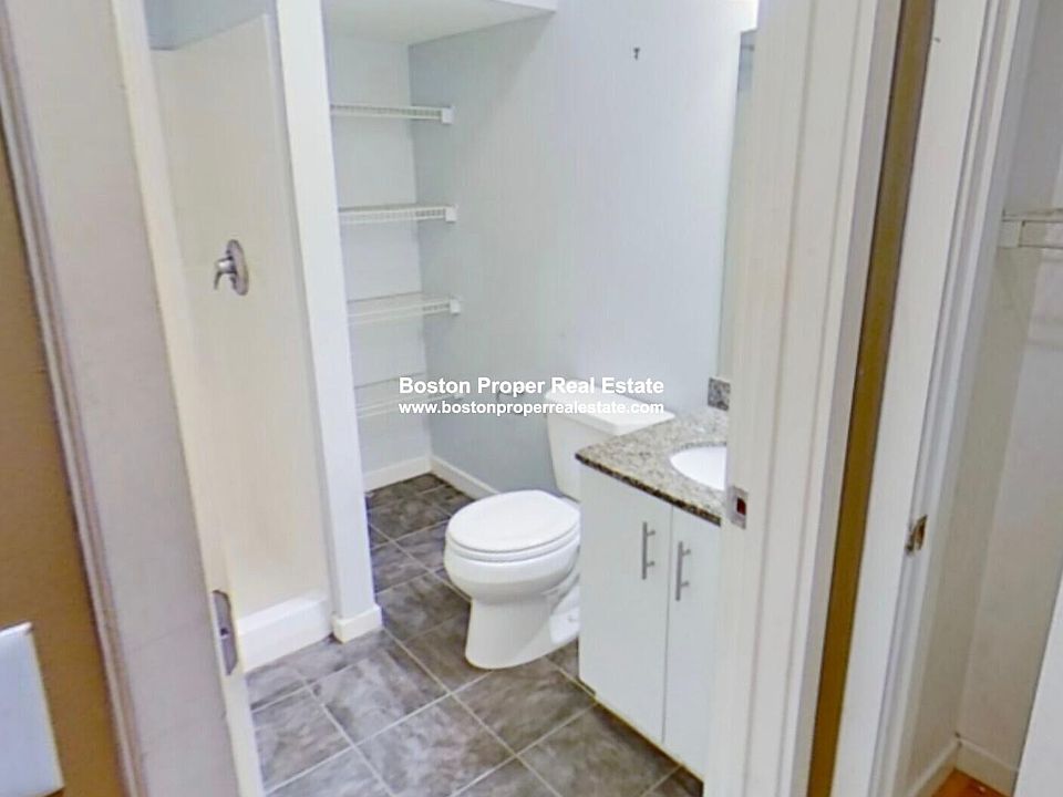 2nd image of 461 Park Dr #503E