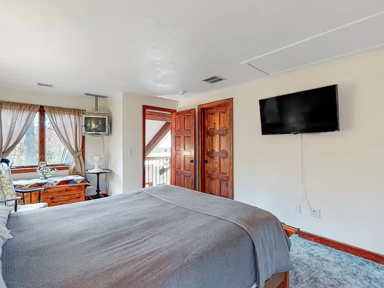 84 Juniper Ridge Rd — Photo 10