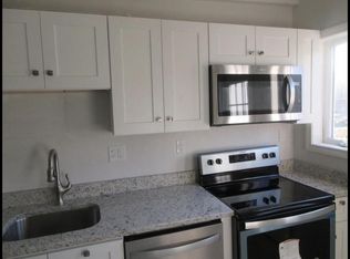 72 Fairmont Ave, Worcester, MA 01604