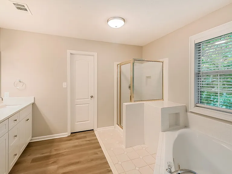 17 Arbor Cove Dr — Photo 12