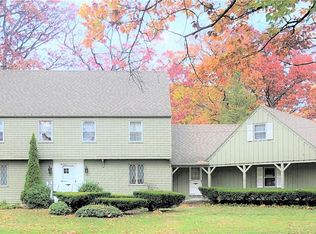 739 The Circle Dr, Lewiston, NY 14092