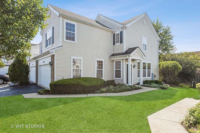 1st image of 4920 Montauk Dr #1