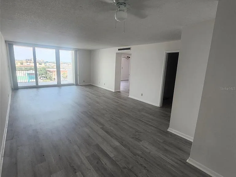 675 S Gulfview Blvd #606 — Photo 11