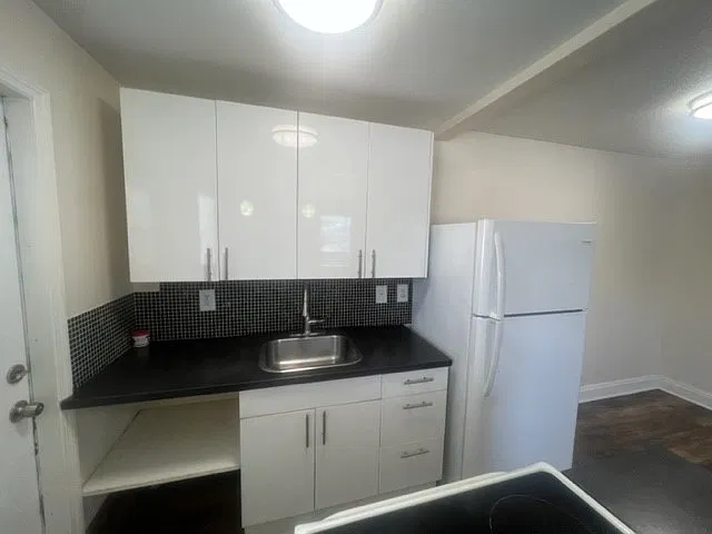 1 bed, 850 sqft, $1,695 — Photo 1