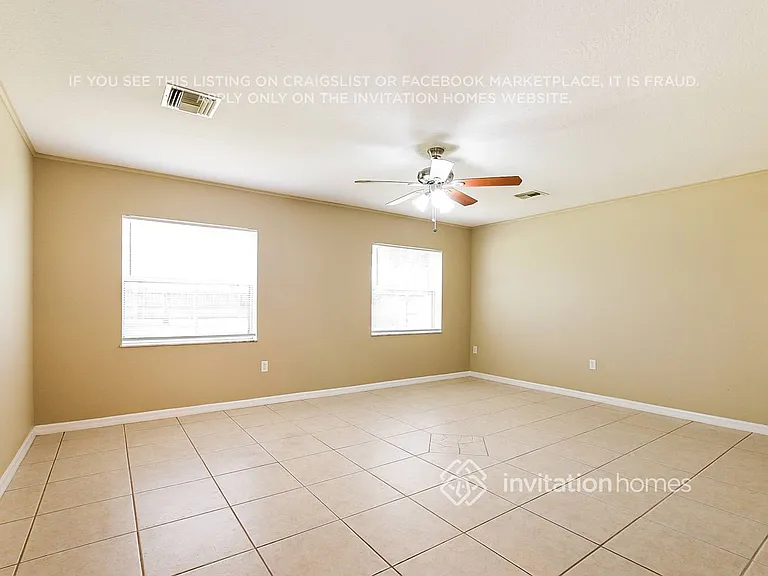 13203 Biscayne Dr — Photo 5