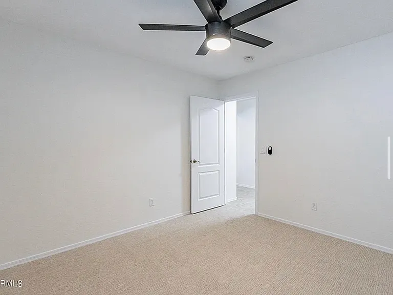 38645 N Lamar Dr — Photo 10