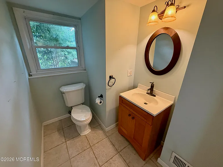 34 Highland Ave — Photo 17