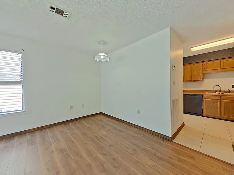 93 Harris Rd NE — Photo 7