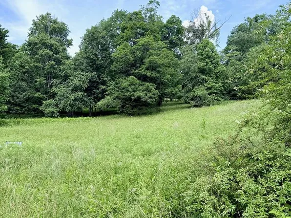 10 Chatuge Shores Cir, Hayesville, NC 28904