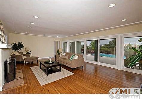 1st image of 4878 Lila Dr