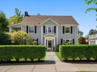 182 Commonwealth Ave, Newton, MA 02467