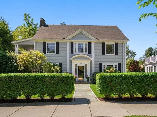 182 Commonwealth Ave, Newton, MA 02467