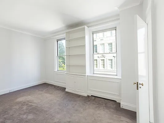 Rented by Sotheby's International Realty | media 10