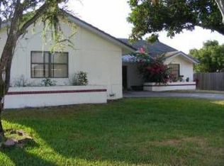 6601 W Wedgewood Ave, Davie, FL 33331