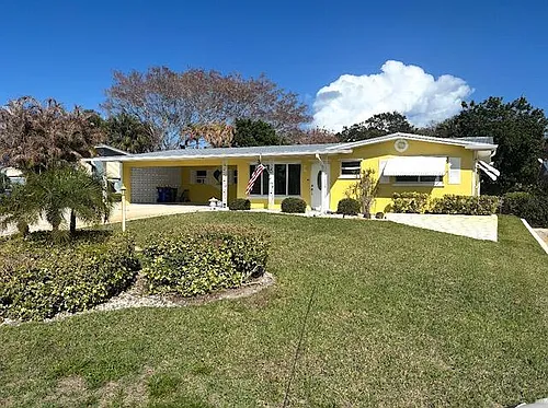 3393 NE Sandra Dr Photo 1