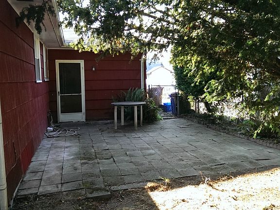 3rd image of 7613 Fawcett Ave