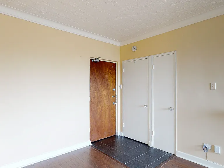 145 Stewart St — Photo 28