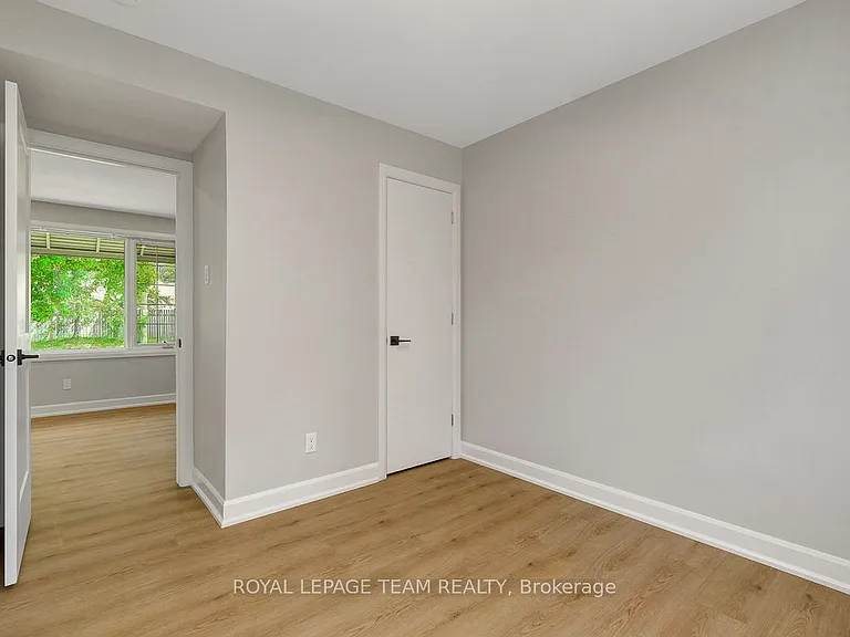 1952 Othello Ave #2 — Photo 9