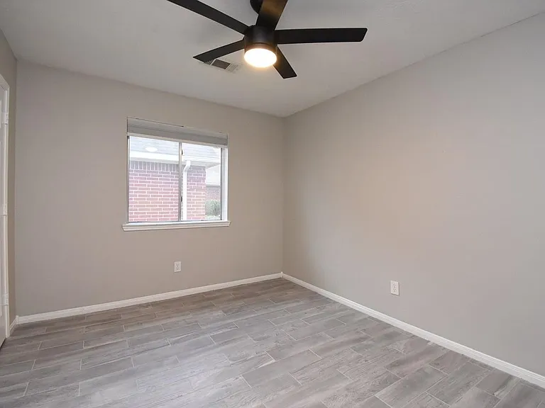 23122 Beech Canyon Dr — Photo 43