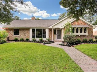 6014 Warm Springs Rd, Houston, TX 77035