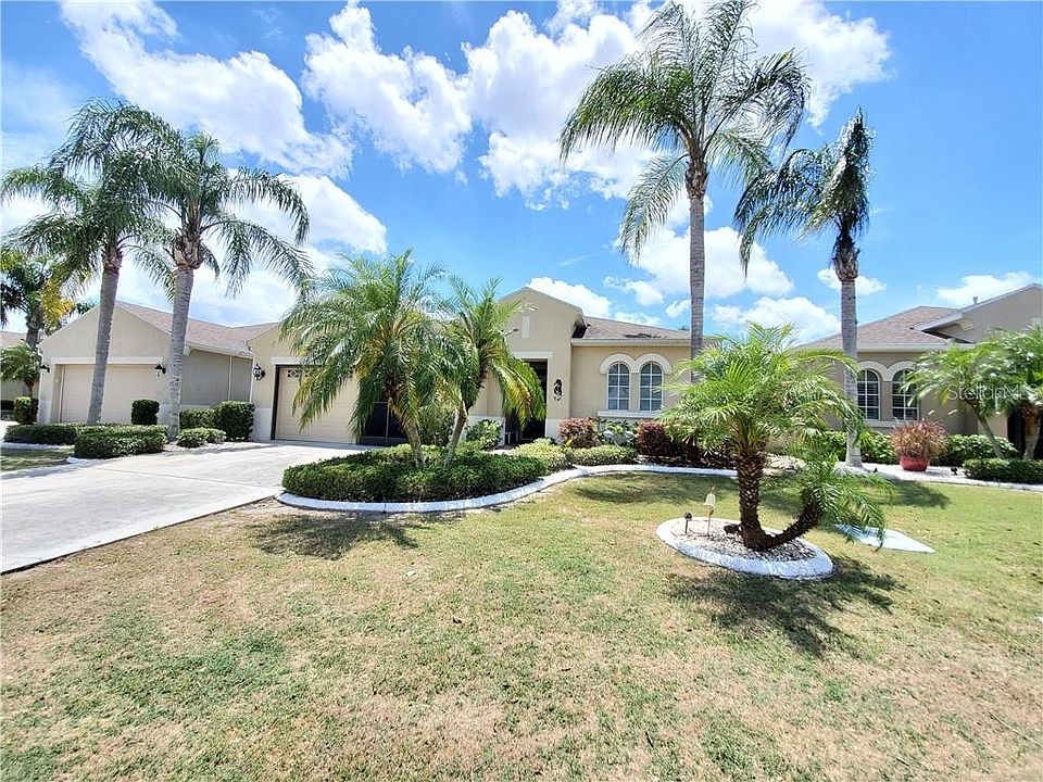1st image of 827 Regal Manor Way