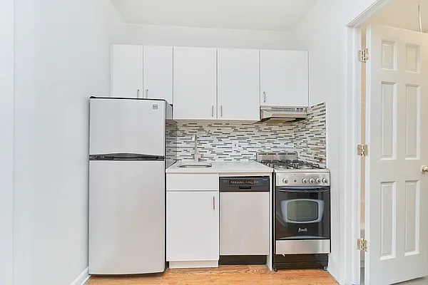 Rented by Living New York | media 4